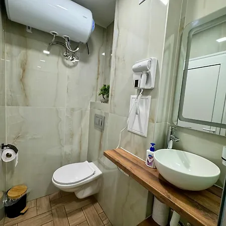 студио влас 2 *